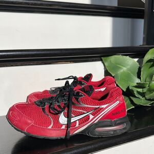 Nike Air Max Torch 4 Red Black Running Shoes Men’s Size 8 Leather gym Sneakers